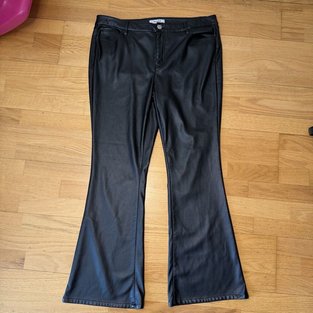 Arula Faux Leather Flare Pants Black 14 EUC Y2K Rock Chic Edgy Retro 70s Moto